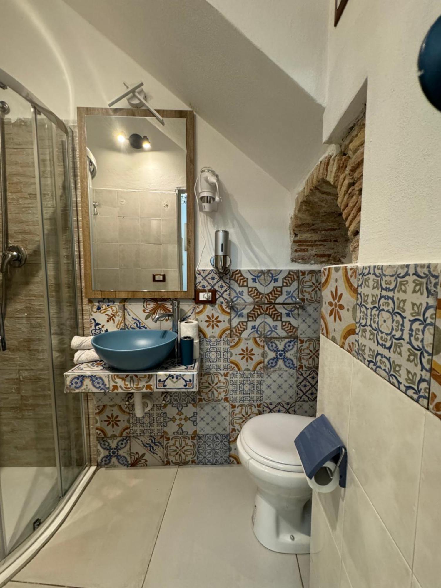 Caminneci Palace & Rooms Палермо Екстериор снимка
