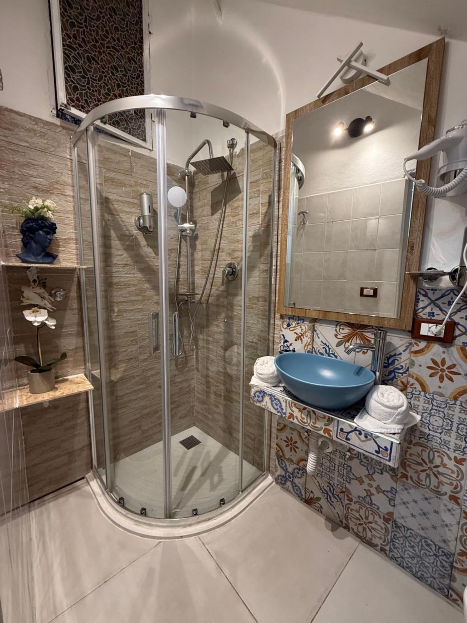 Caminneci Palace & Rooms Палермо Екстериор снимка
